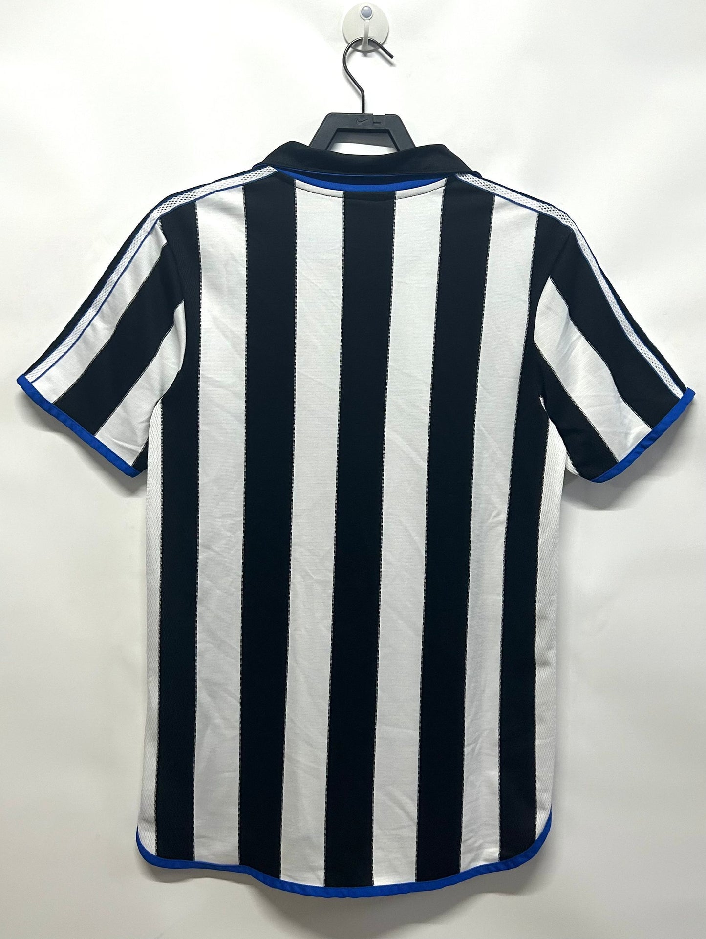 Newcastle 2000/2001 Home Jersey