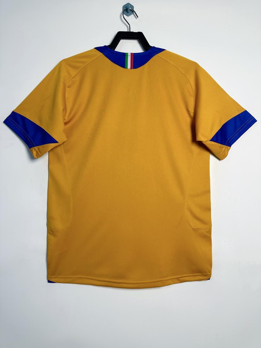 Juventus 2005/2006 Third Jersey