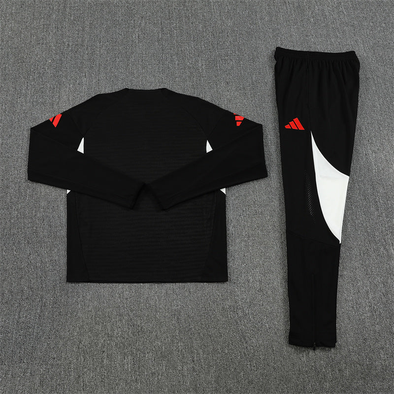 Liverpool 2025/2026 Training Suit