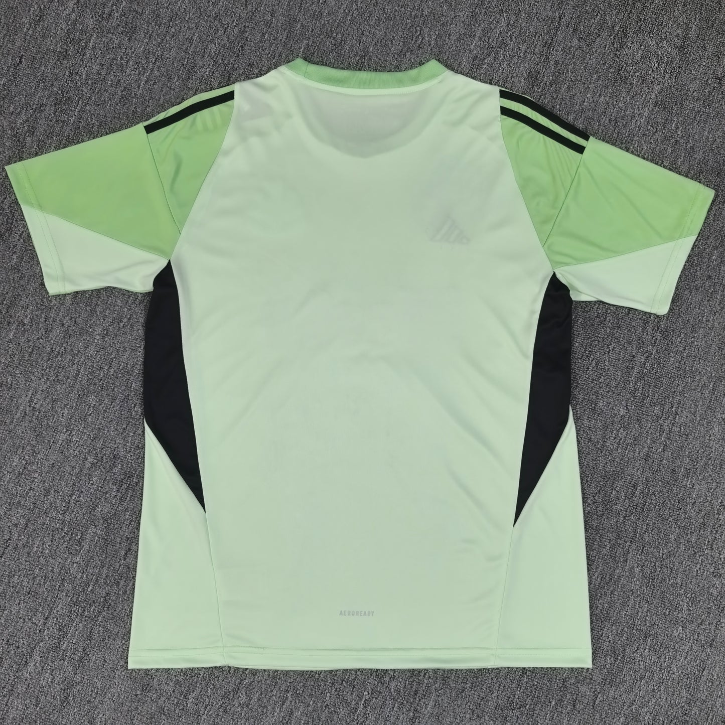 Newcastle 2025/2026 Jersey