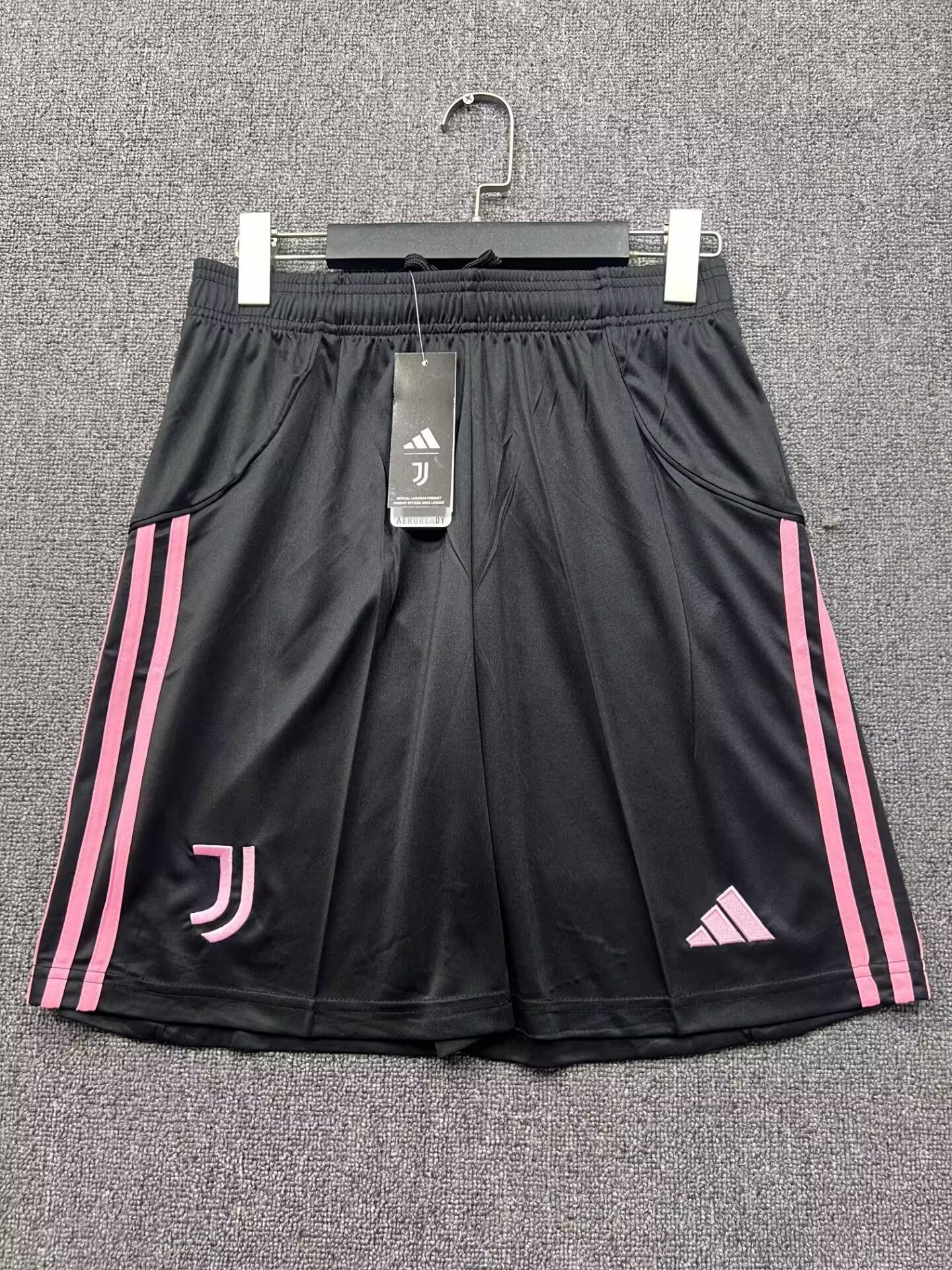 Juventus 2025/2026 Home Shorts