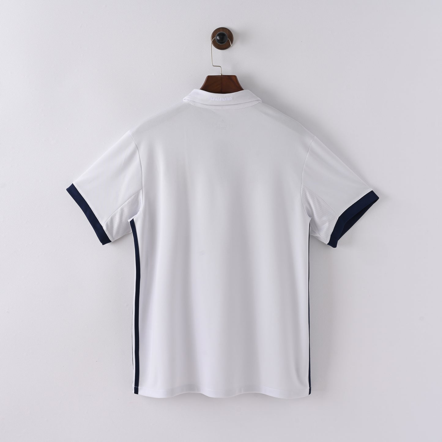 Real Madrid 2016/2017 Home Jersey
