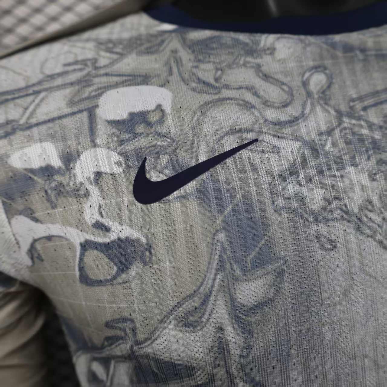 Tottenham 2025/2026 Jersey
