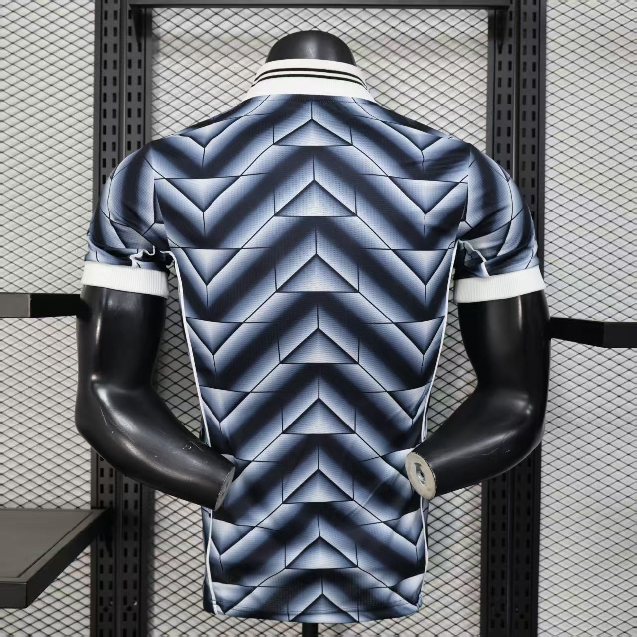 Real Madrid 2026/2027 Jersey