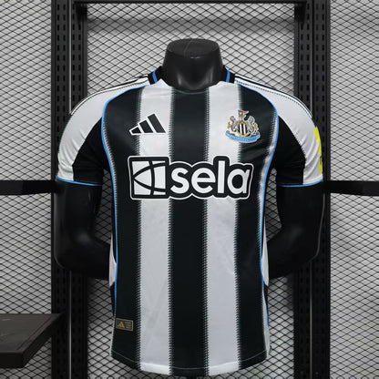 Newcastle 2025/2026 Home Jersey