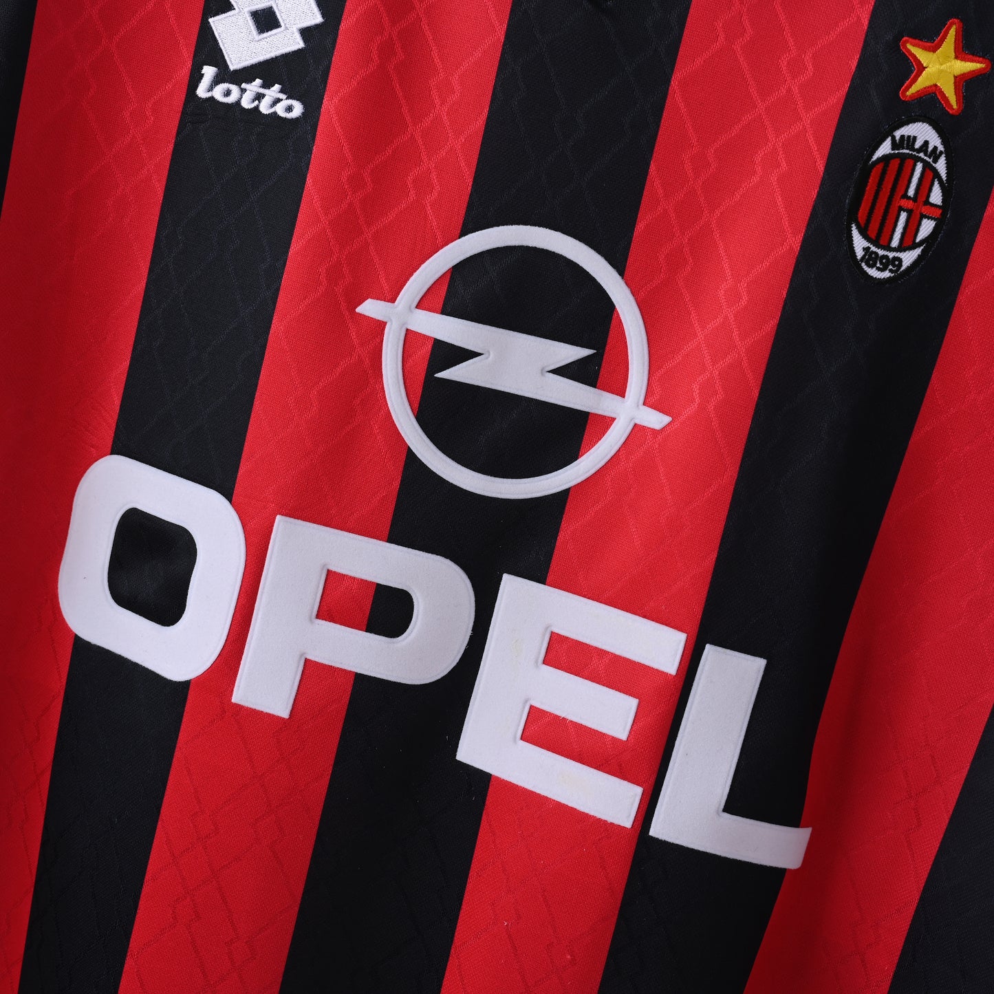 AC Milan 1995/1996 Home Jersey