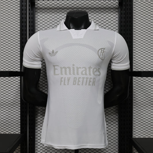 Real Madrid 2026/2027 Jersey