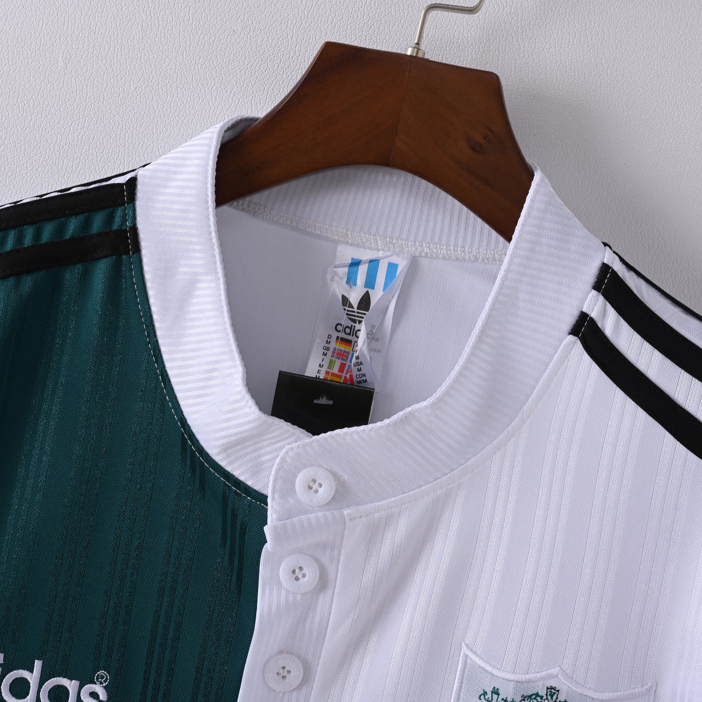 Liverpool 1995/1996 Away Jersey