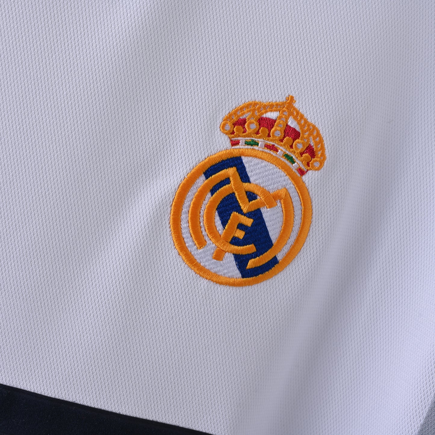 Real Madrid 2000/2001 Home Jersey