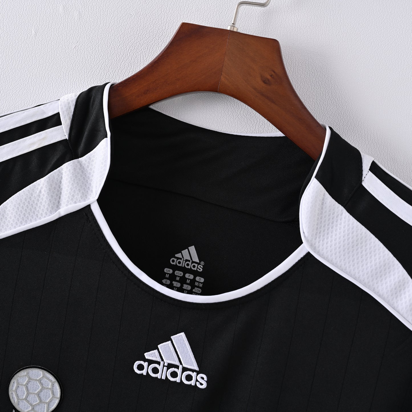 Real Madrid 2006/2007 Away Jersey