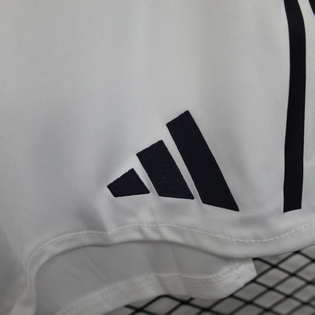 Manchester United 2025/2026 Away Shorts