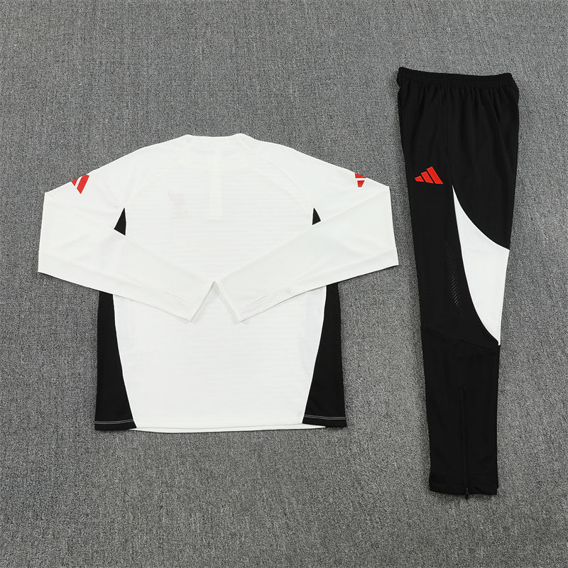 Liverpool 2025/2026 Training Suit