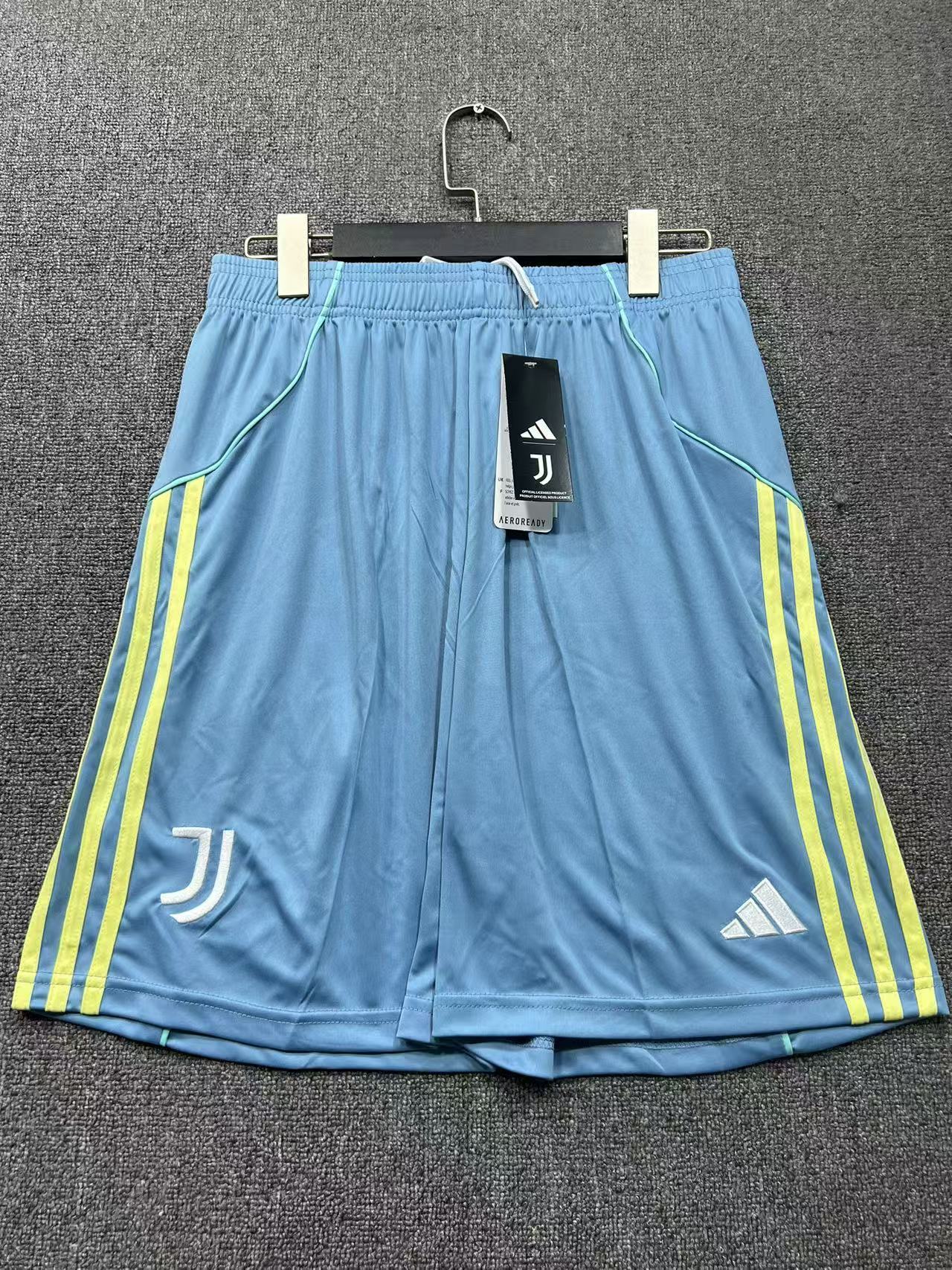 Juventus 2025/2026 Away Shorts