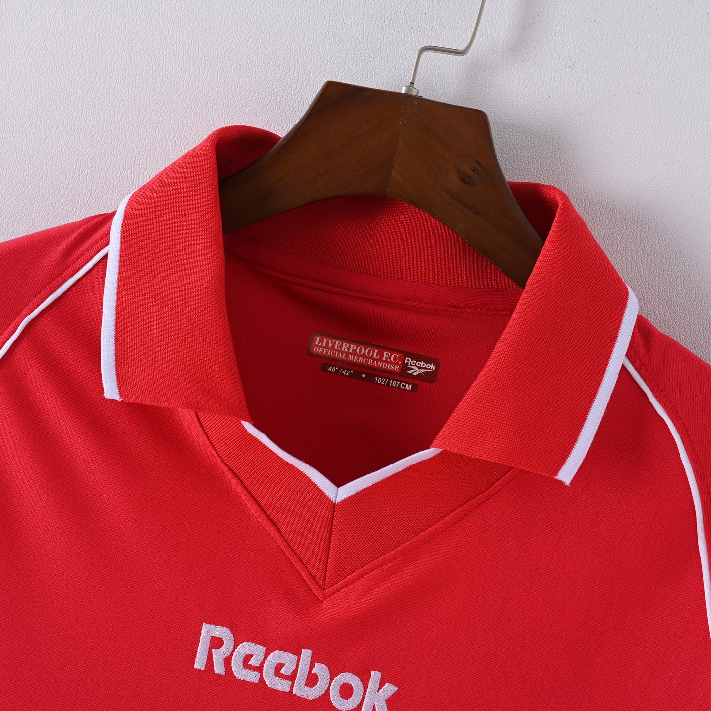 Liverpool 2000/2001 Home Jersey