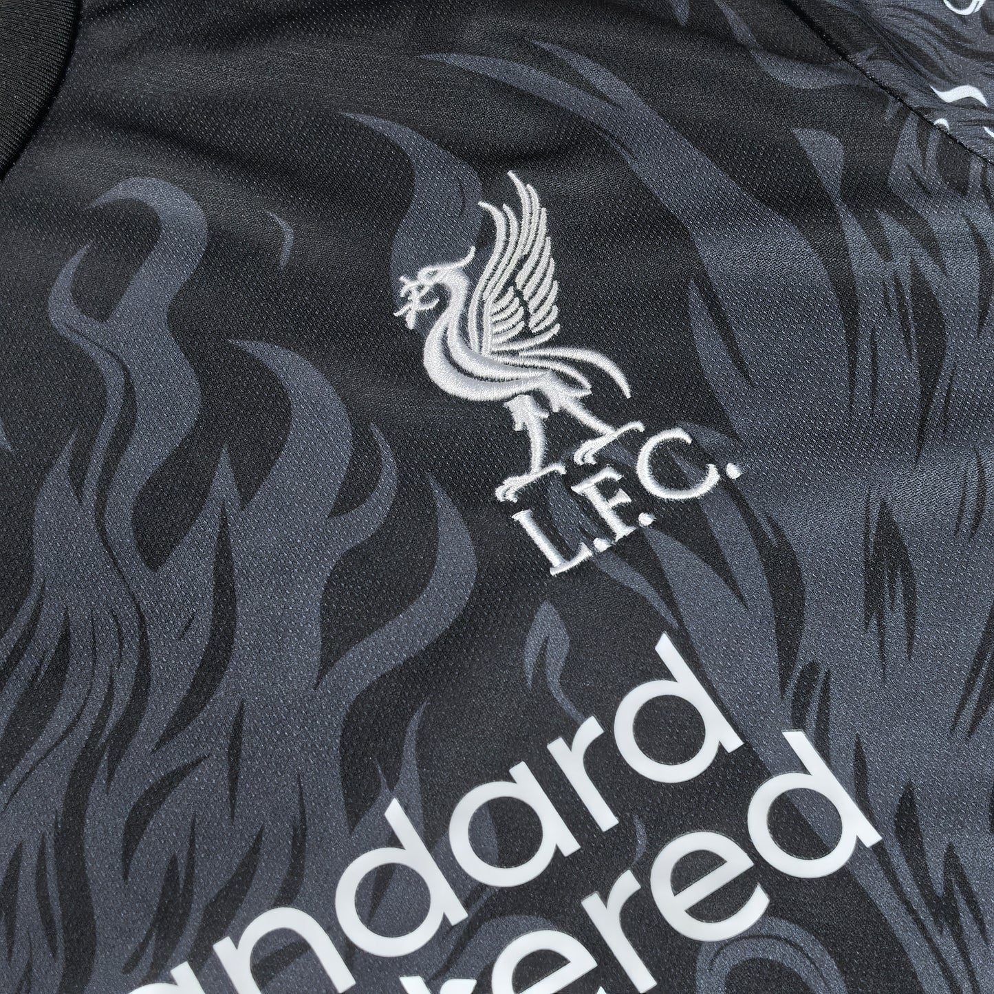 Liverpool 2025/2026 Jersey