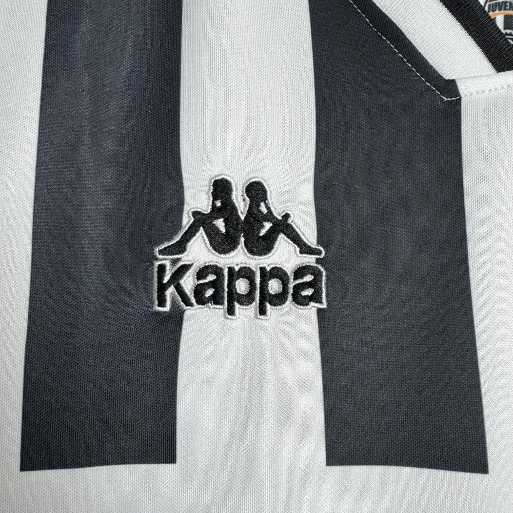 Juventus 1996/1997 Home Jersey
