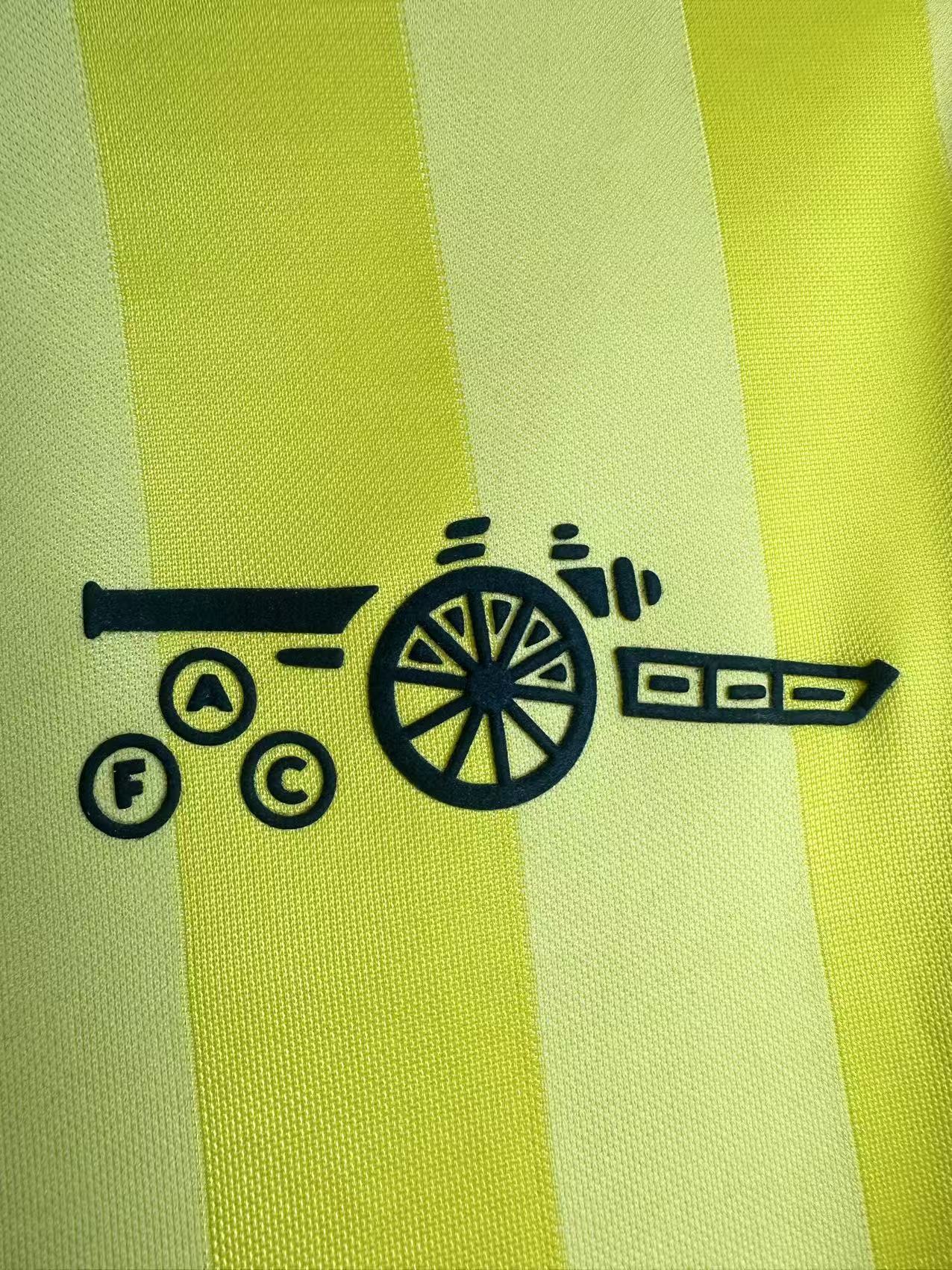 Arsenal 1983/1986 Away Jersey