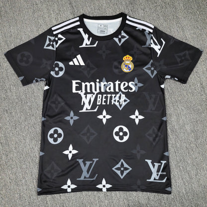 Real Madrid 2025/2026 Jersey