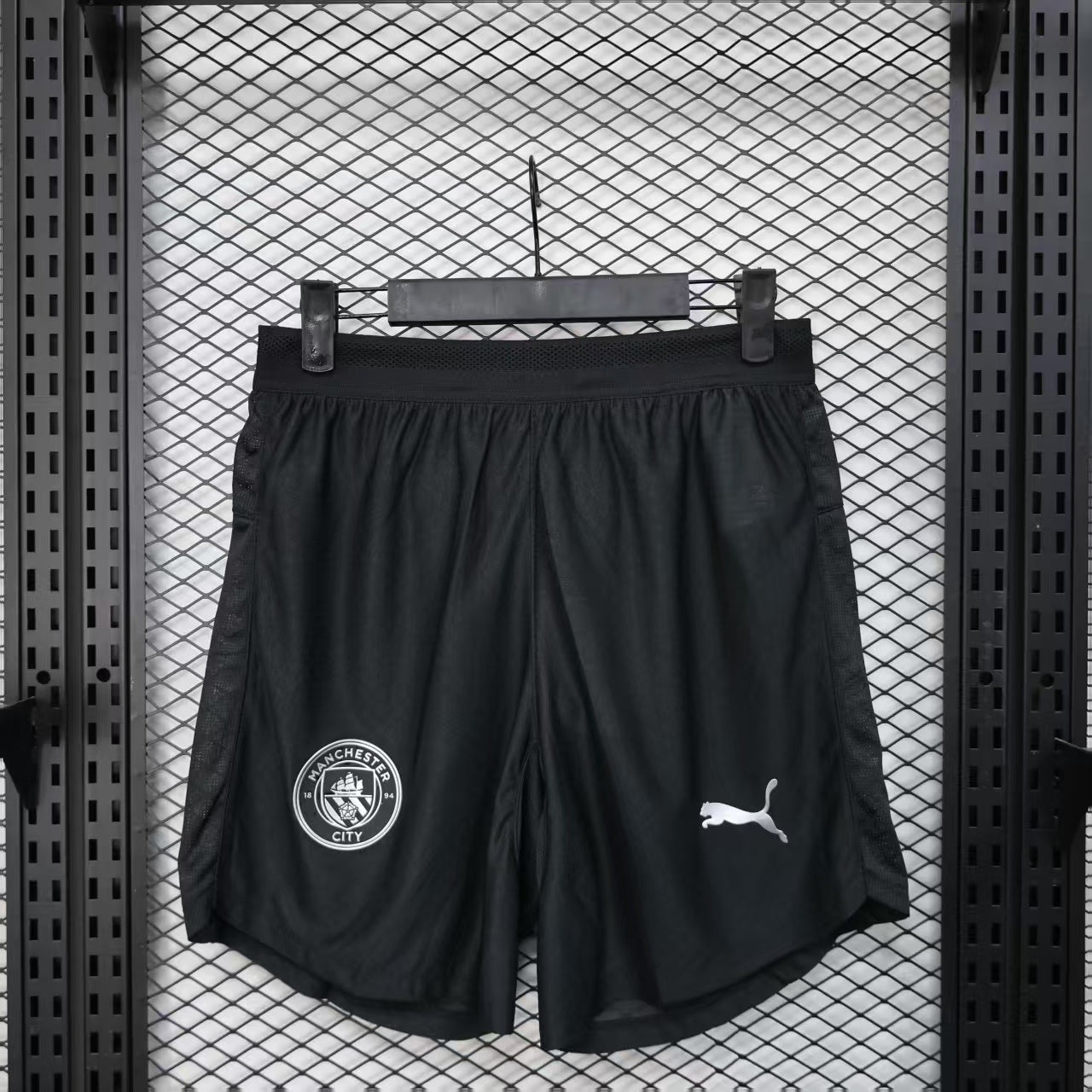 Manchester City 2025/2026 Away Shorts