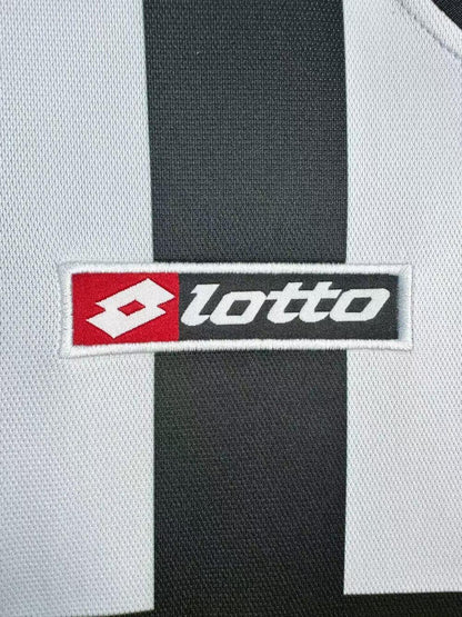 Juventus 2001/2002 Home Jersey
