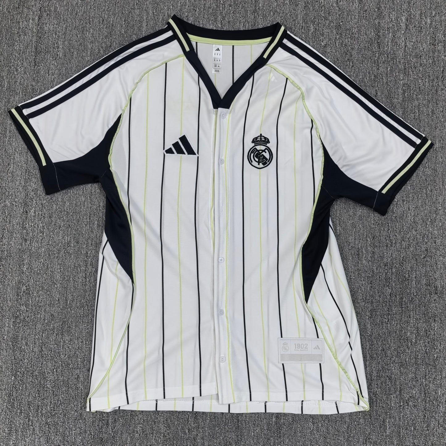 Real Madrid 2025/2026 Jersey