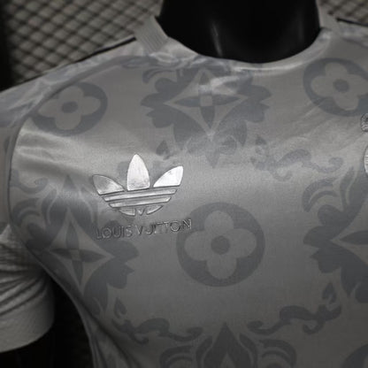 Real Madrid 2026/2027 Jersey