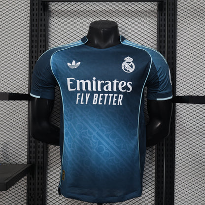 Real Madrid 2025/2026 Jersey