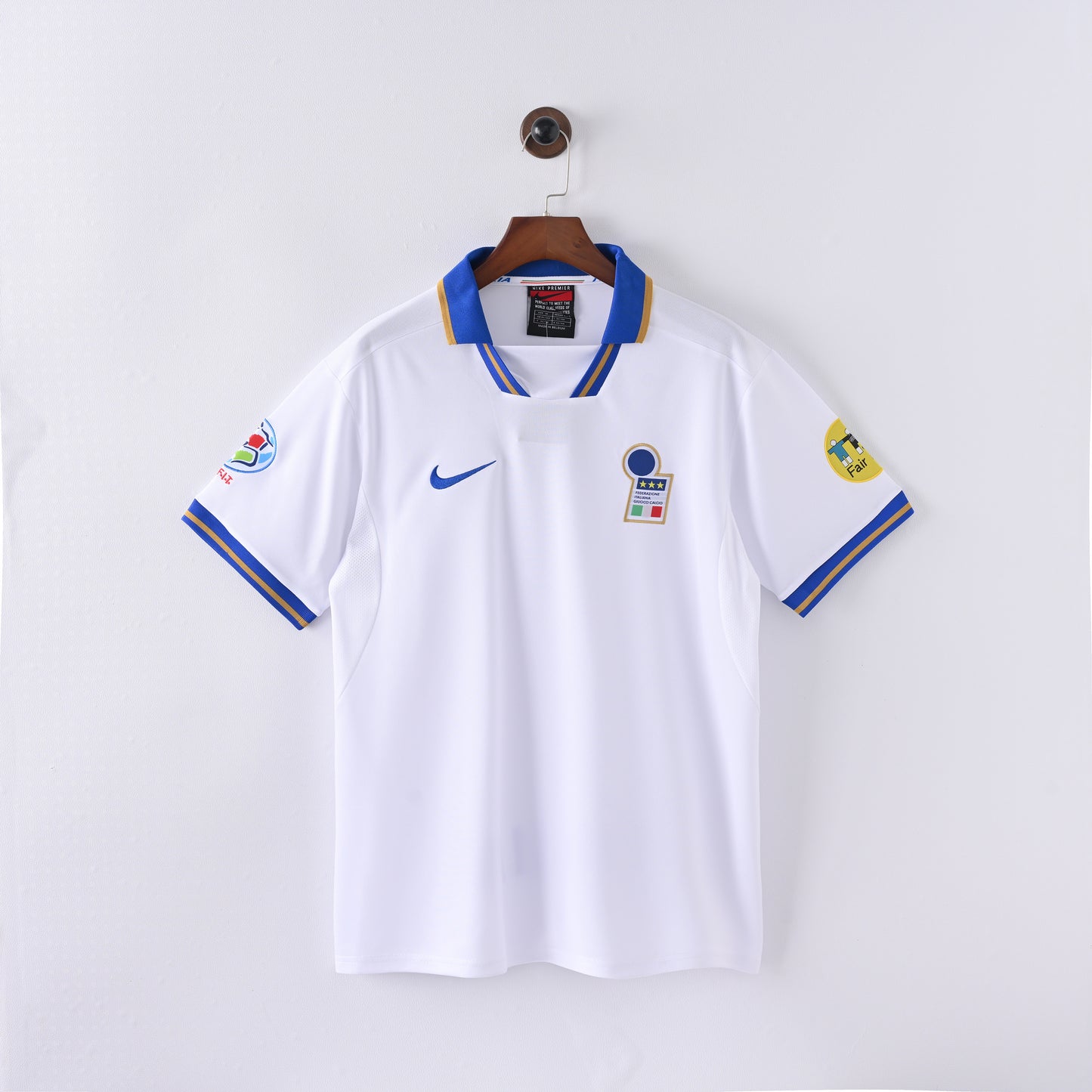 Italy 1996 Away Jersey