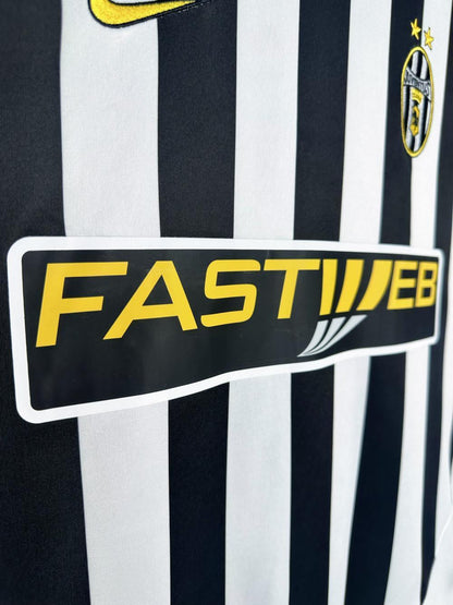 Juventus 2003/2004 Home Jersey