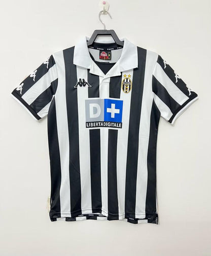 Juventus 1999/2000 Home Jersey