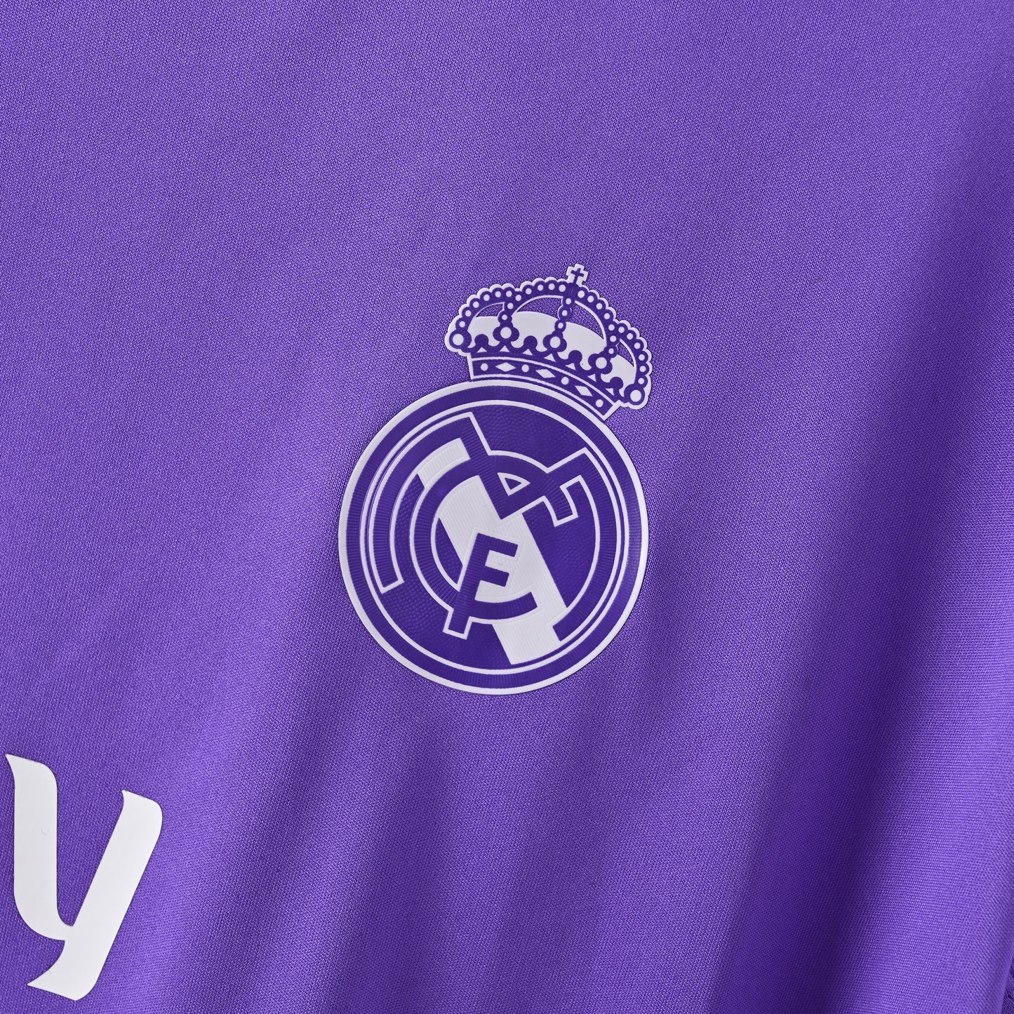 Real Madrid 2016/2017 Away Jersey