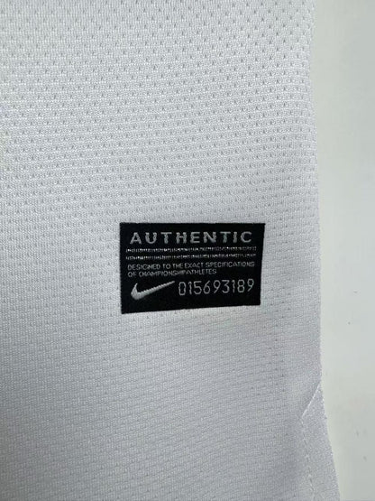Juventus 2010/2011 Away Jersey