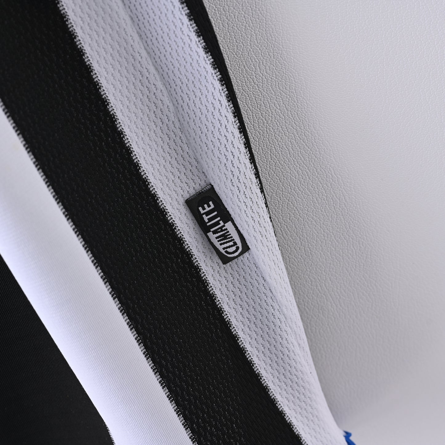 Newcastle 1999/2000 Home Jersey