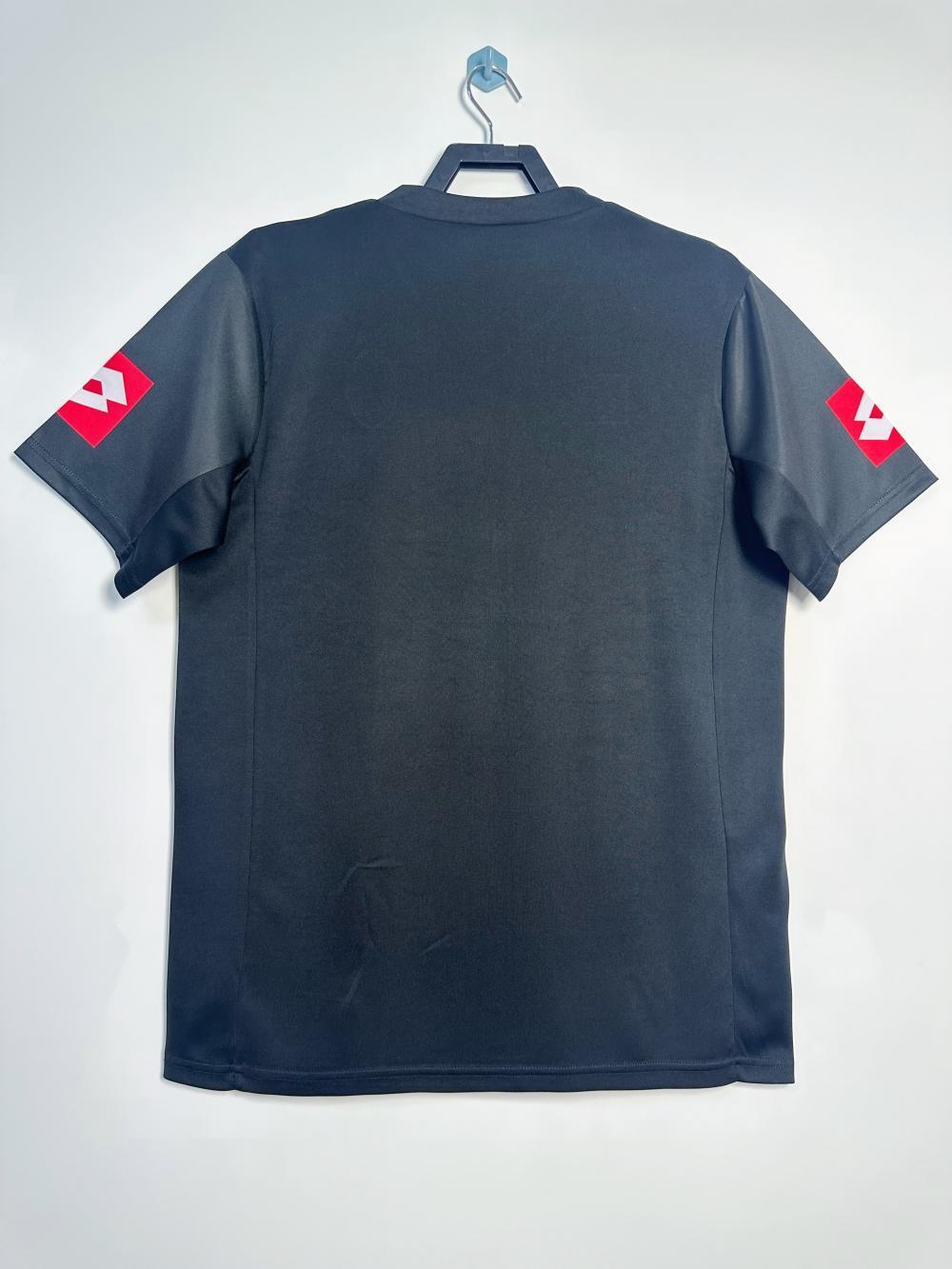 Juventus 2001/2002 Away Jersey