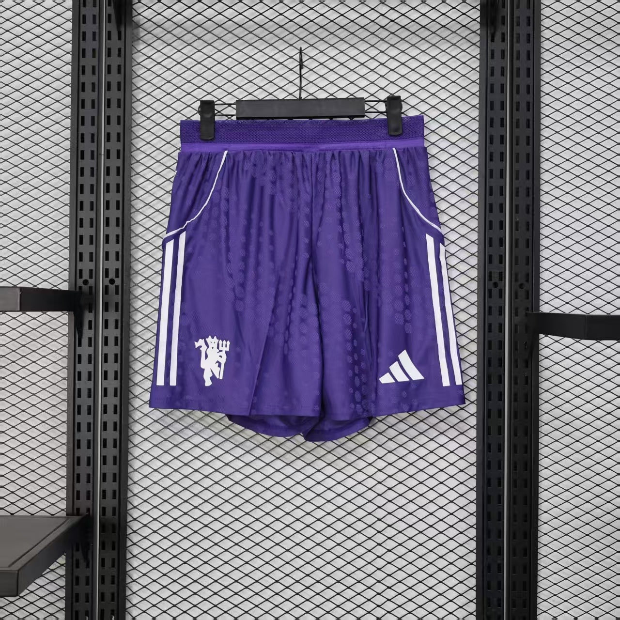 Manchester United 2025/2026 Away Shorts