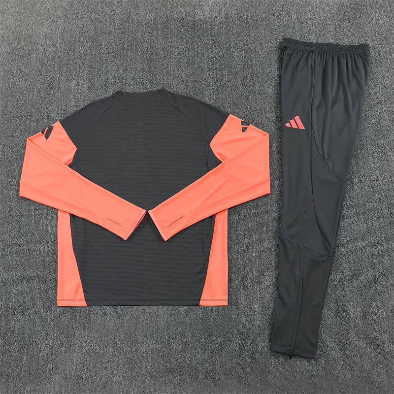 Bayern 2025/2026 Training Suit