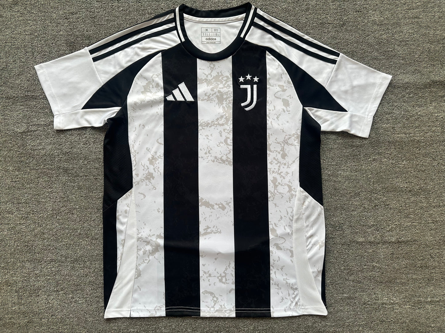 Juventus 2024/2025 Home Jersey