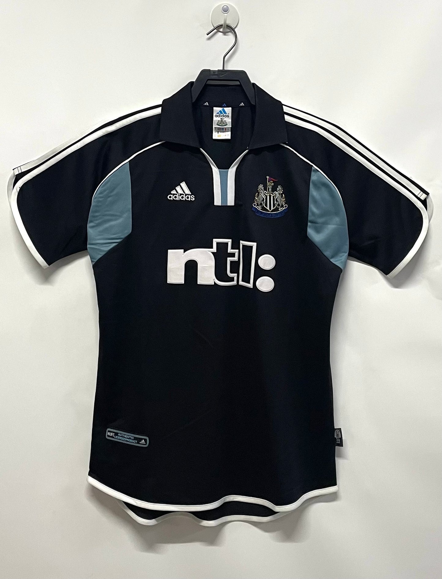 Newcastle 2000/2001 Away Jersey