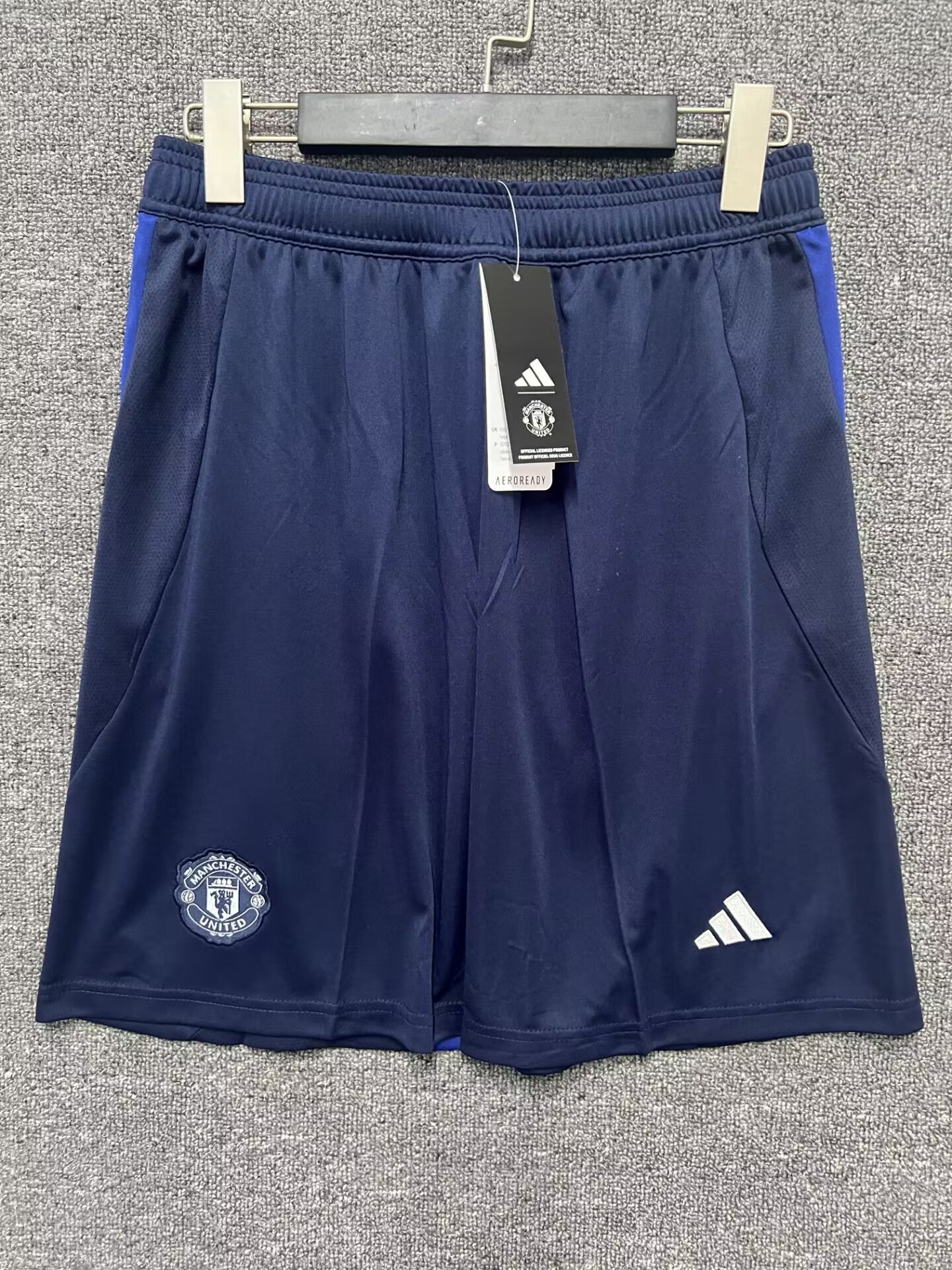 Manchester United 2024/2025 Away Shorts