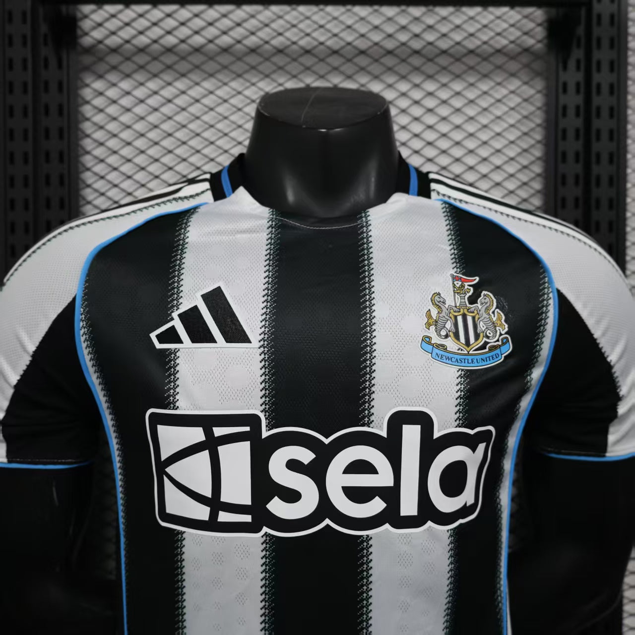 Newcastle 2025/2026 Home Jersey