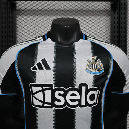 Newcastle 2025/2026 Home Jersey