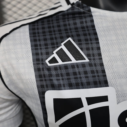 Newcastle 2025/2026 Jersey