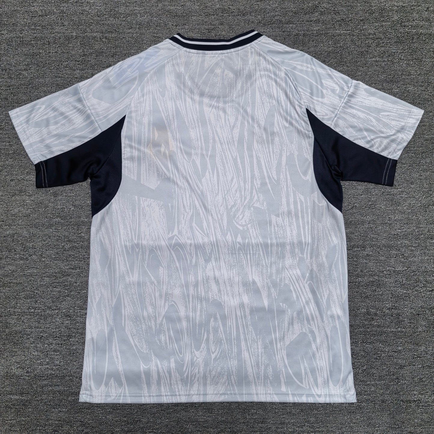 Real Madrid 2025/2026 Jersey