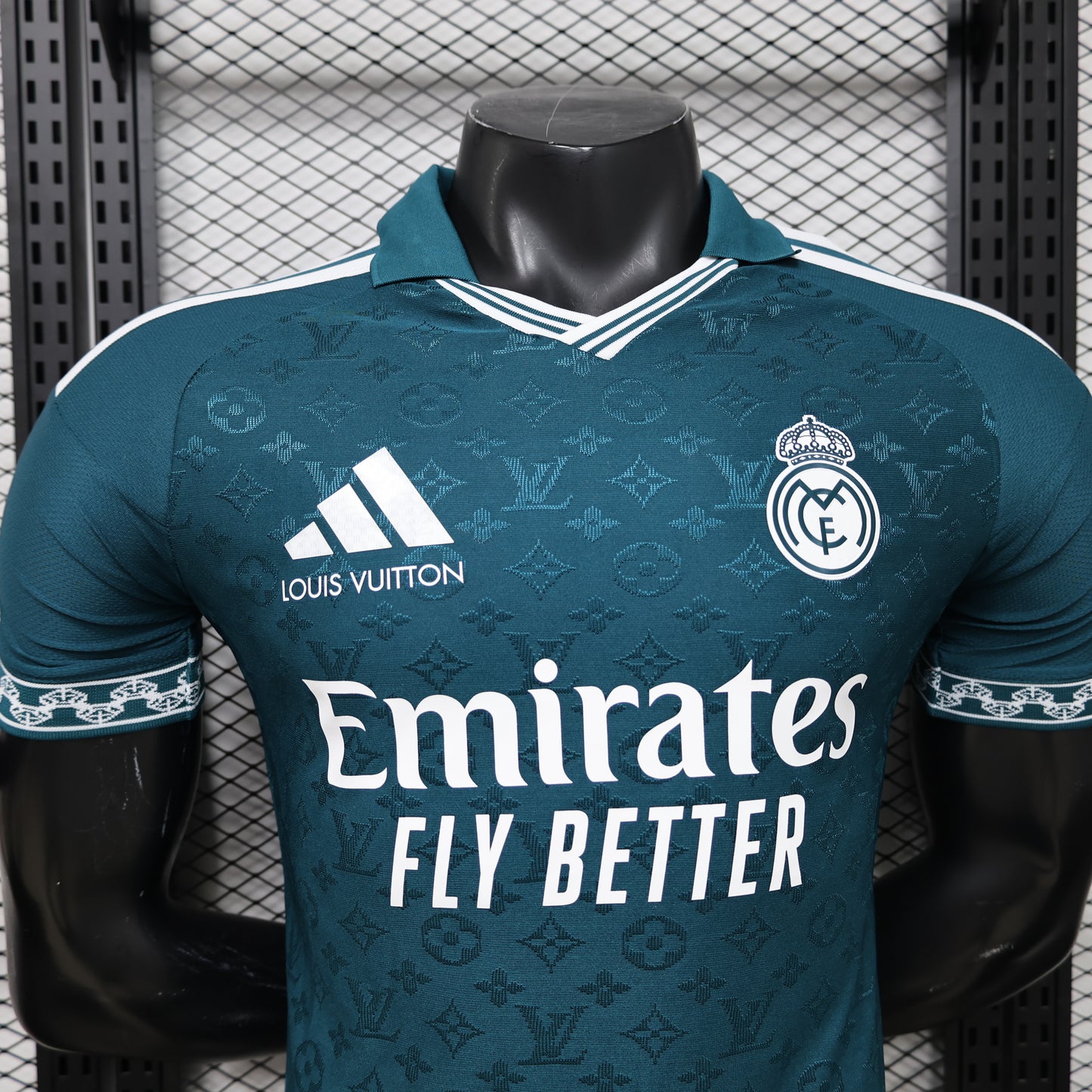 Real Madrid 2026/2027 Jersey