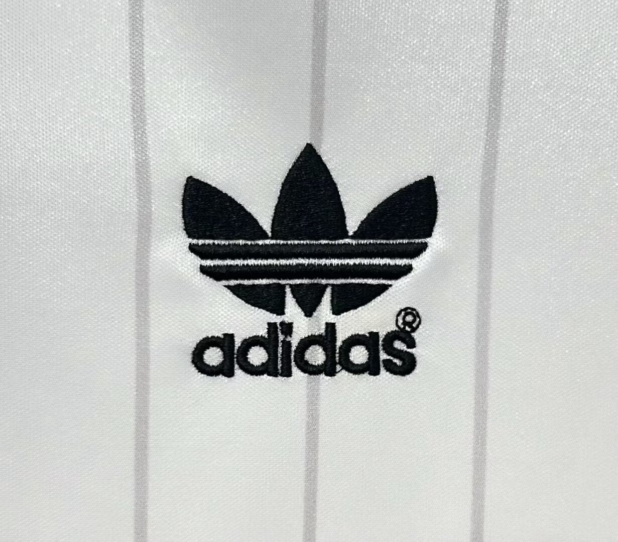 Manchester United 1983/1984 Away Jersey