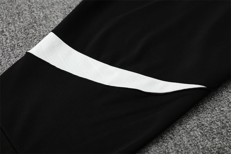 Liverpool 2025/2026 Training Suit