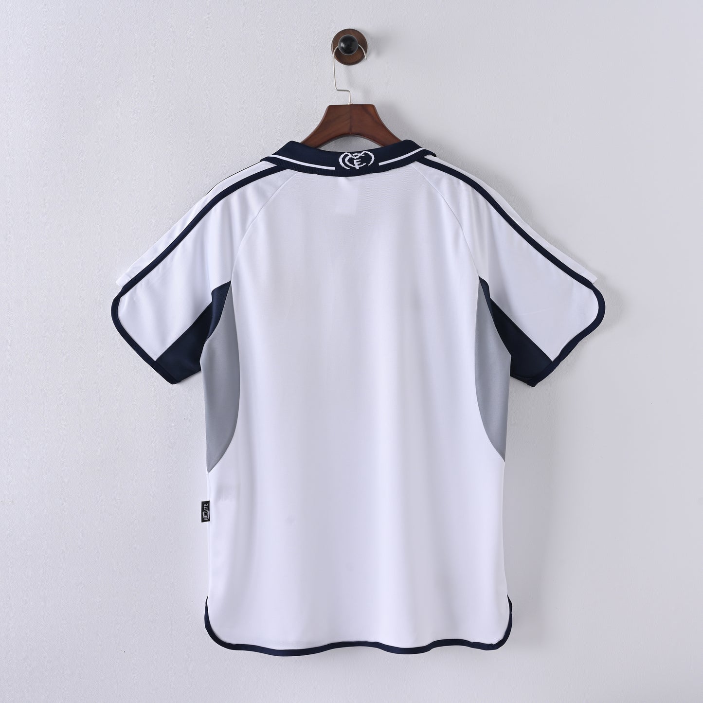 Real Madrid 2000/2001 Home Jersey