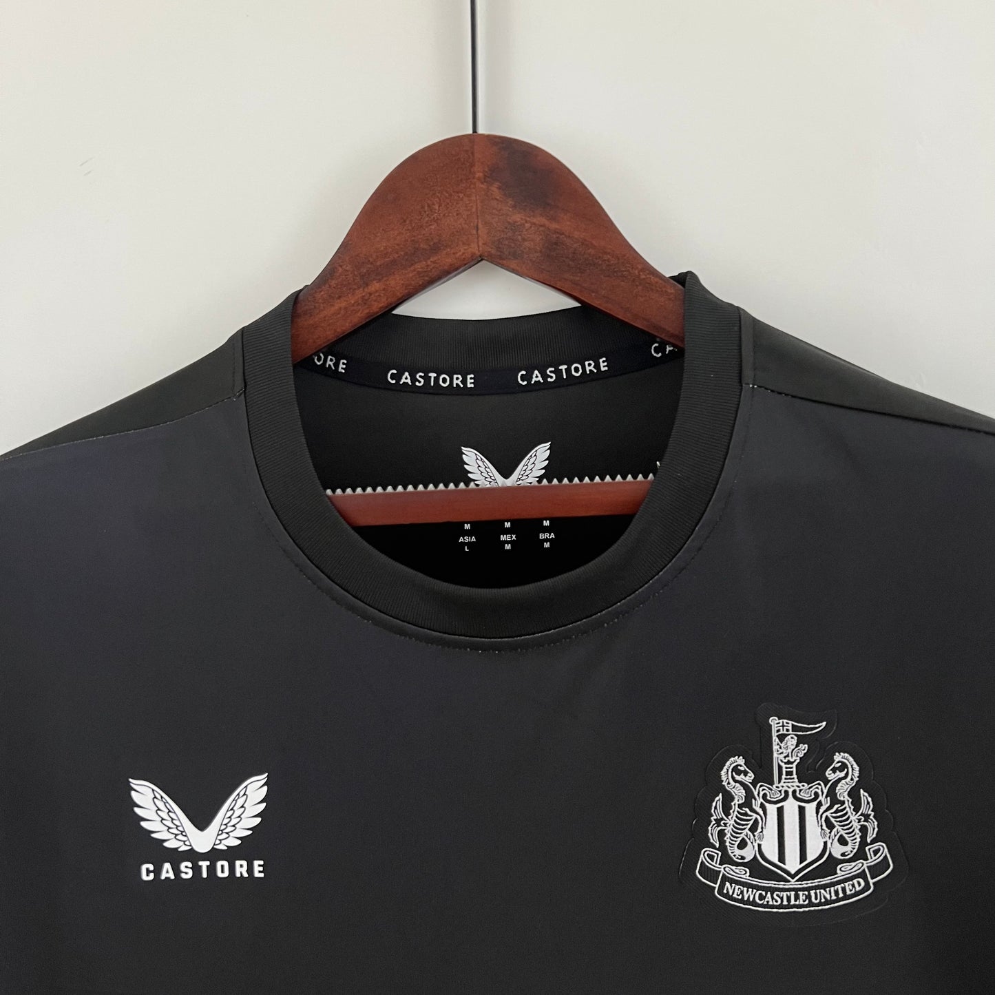 Newcastle 2023/2024 Jersey
