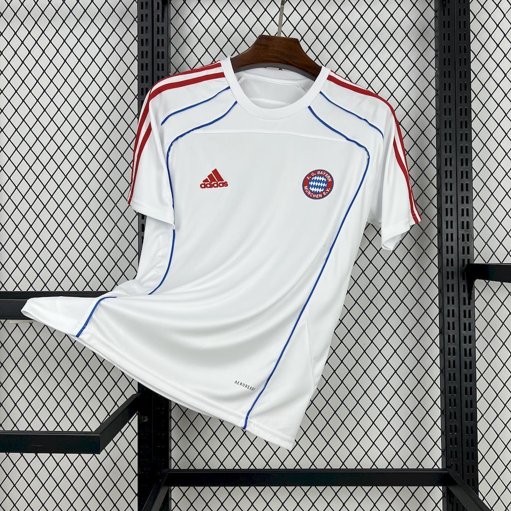 Bayern 2025/2026 Jersey
