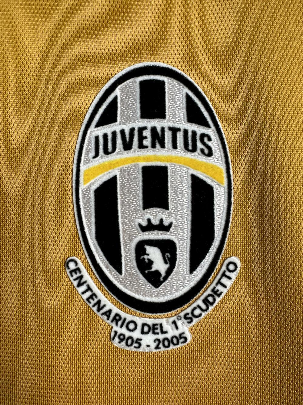 Juventus 2005/2006 Third Jersey